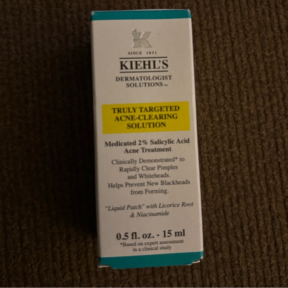 NIB Kiehl’s Truly Acne-Clearing Solution